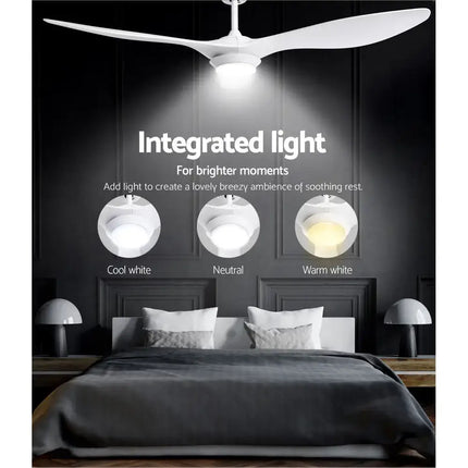 Remote-controlled ceiling fan with adjustable LED lighting in three colours