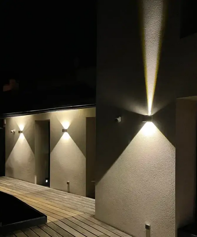 LED Wall Mounted Up and Down Porch Light_4