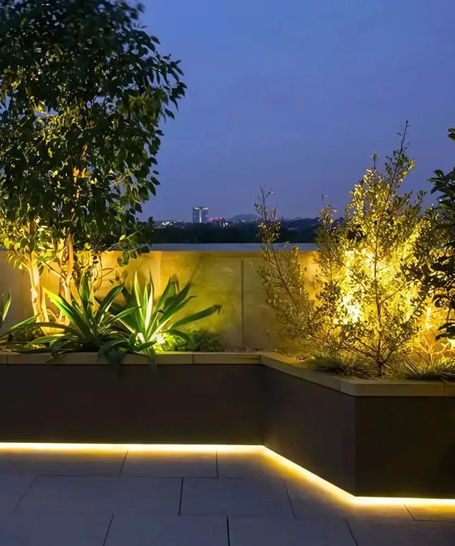 Dotless COB LED Strip IP67 for Pool and Patio Lighting